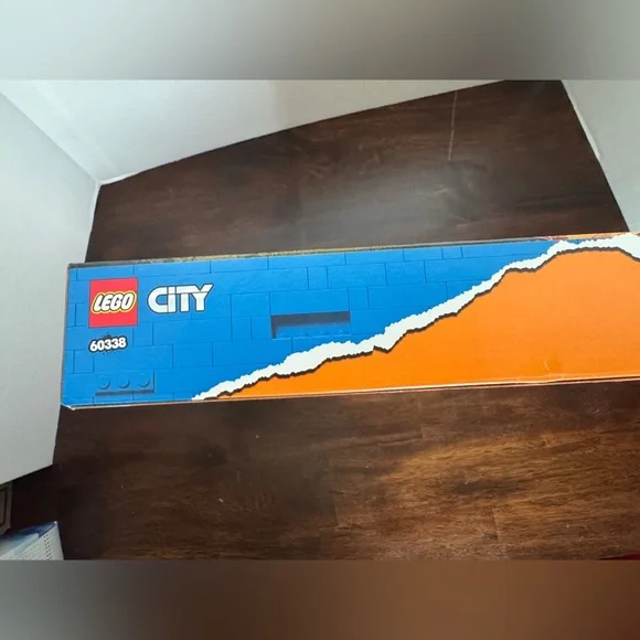 Lego City Orange and Purple Stunt Loop Playset - Picture 8 of 8